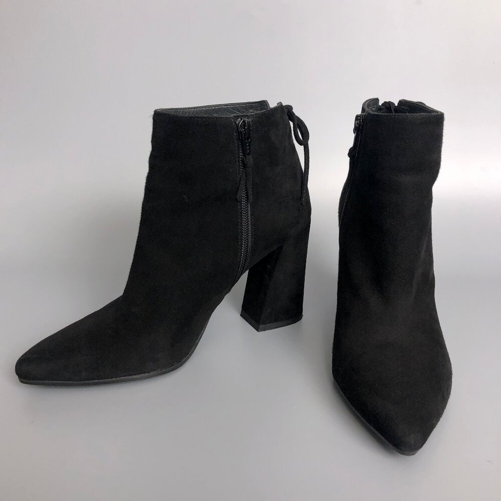 Wow! Stuart Weitzman Black Suede Ankle Boots